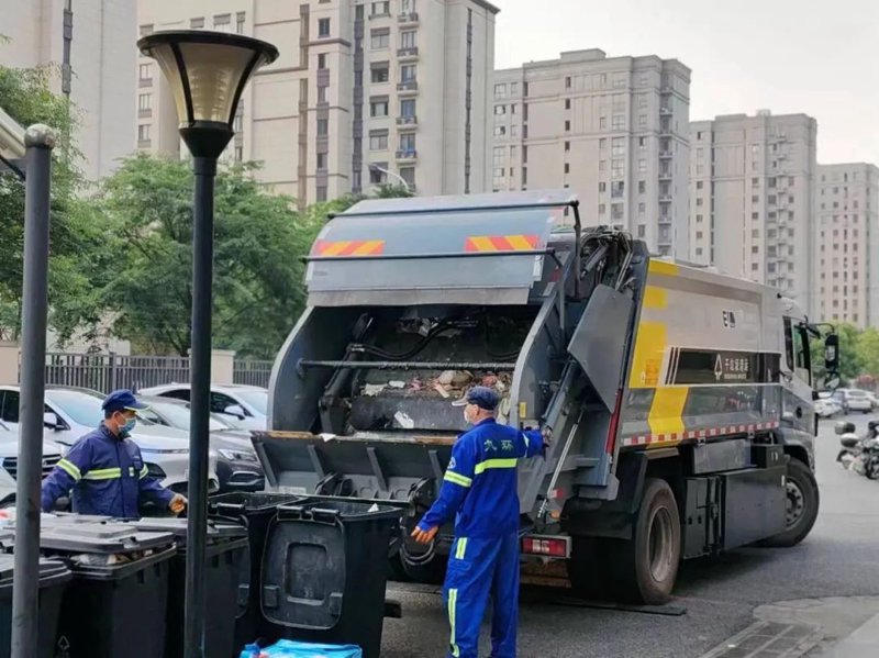 生活垃圾清运